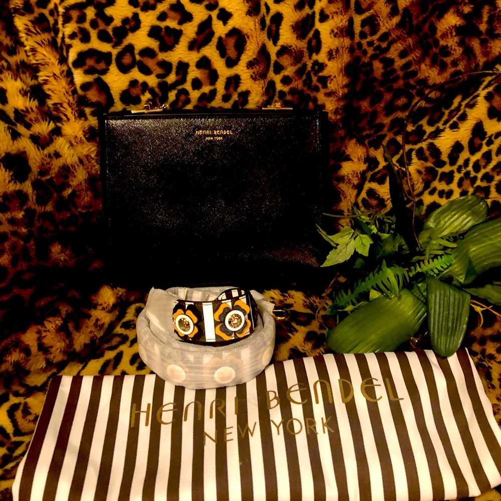 🔥BLACK FRIDAY SALE💥 🌹New Henri Bendel W57th Mini Turlock Shoulder Bag